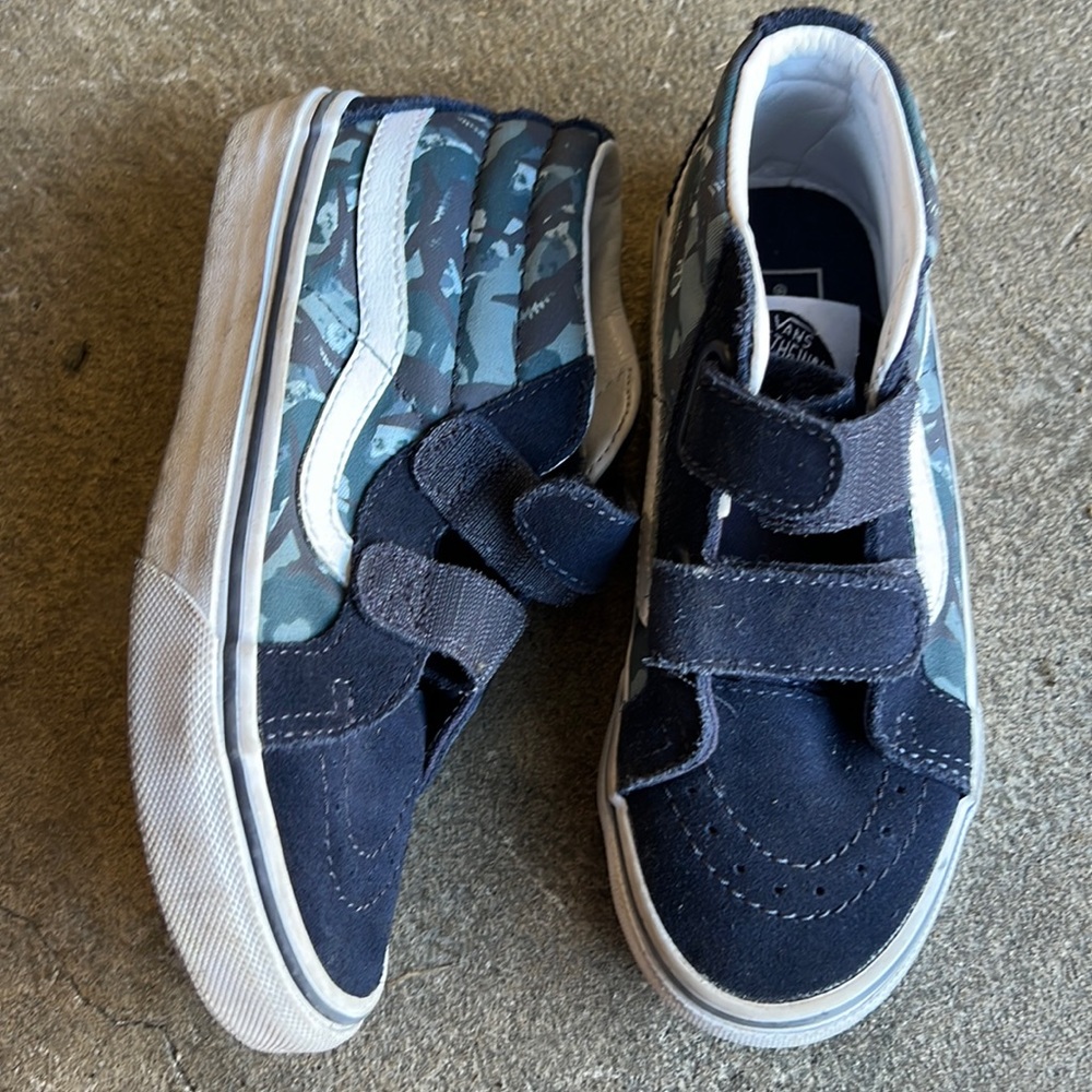 Boys vans